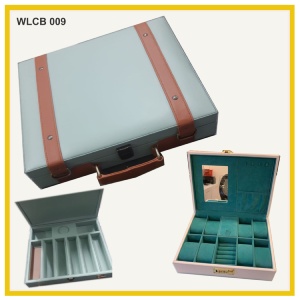 Wooden Leather Box 9